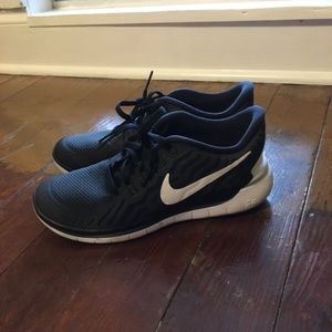 Black Nike Free 5.0